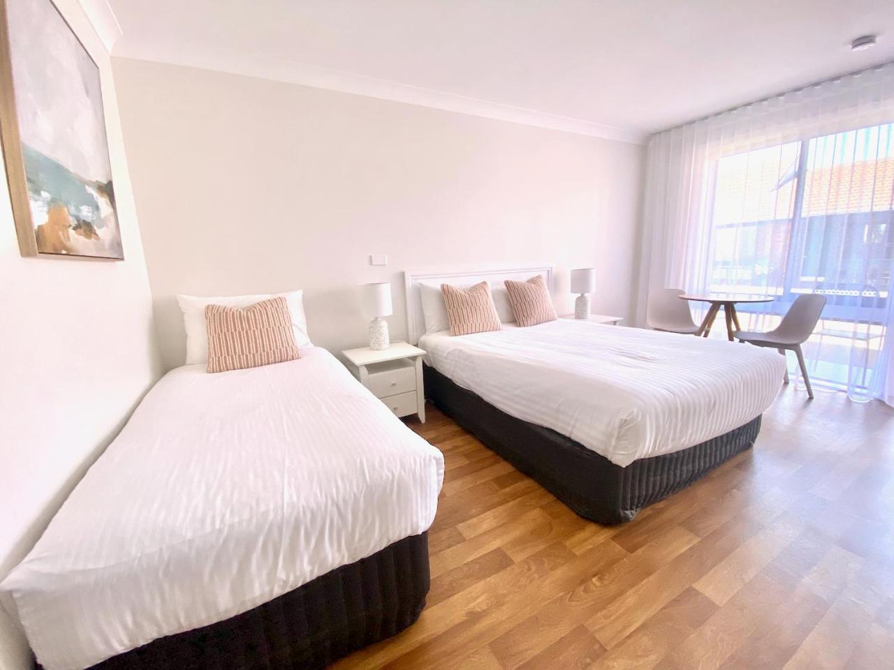 Pelican Motor Inn Меримбула Екстер'єр фото